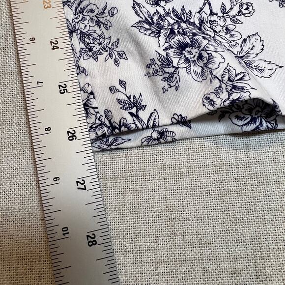 Mario Serrani White Pants with Navy Blue Floral Print | Women's 4 - Picture 5 of 7